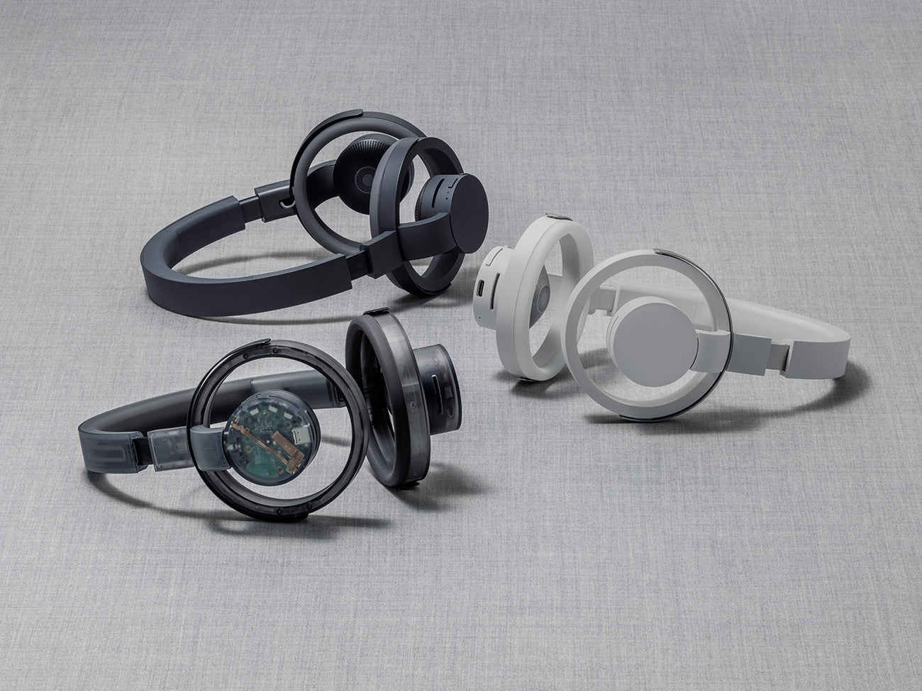 nwm ONEはスタイリングに合わせやすい3カラー展開