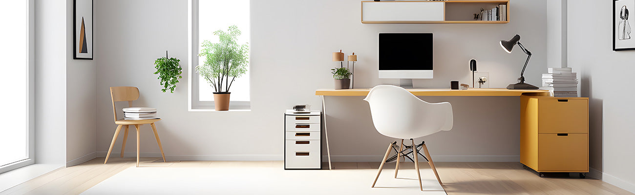 自宅やオフィスでの作業中に